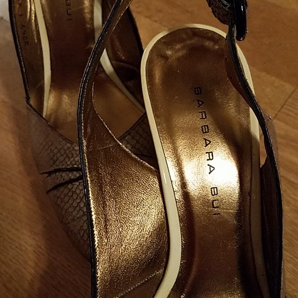 Barbara Bui Gold Python Sling Back Wedges - Picture 4 of 8